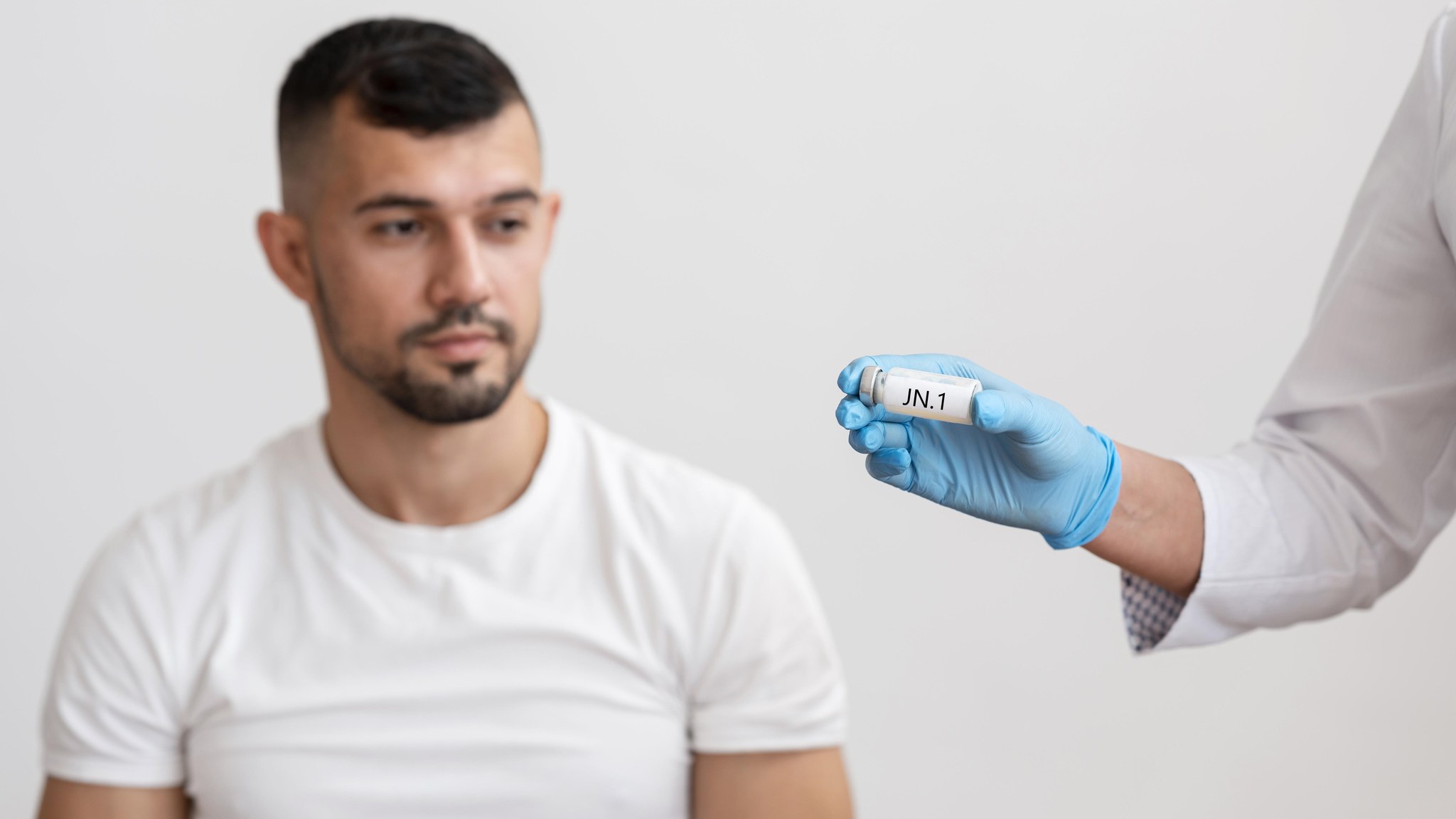 3 264 души се защитиха от JN.1